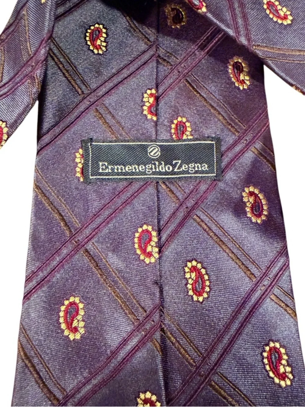 Ermenegildo Zegna 100% Silk Tie Purple Paisley Medallion Made in Italy 1990s
